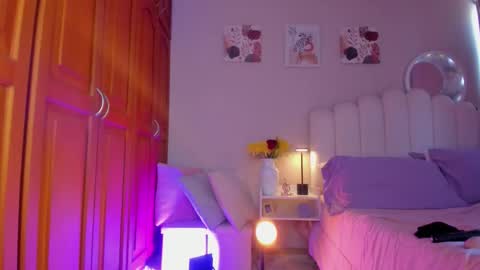 Martina Ricci Show schedule Monday to Friday 8am colombia time I work some weekends  online show from 03.09.26