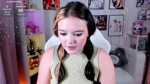Snapshot of heymarybaby chatting on 09.15.25 Amazing Mary online show from 09.15.25