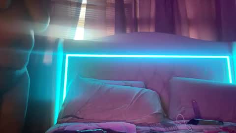 Snapshot of heymissparker chatting on 11.15.25 heymissparker online show from 11.15.25