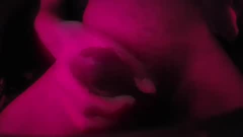 Snapshot of hickstj57 chatting on 10.11.25 ishow2cumforU online show from 10.11.25