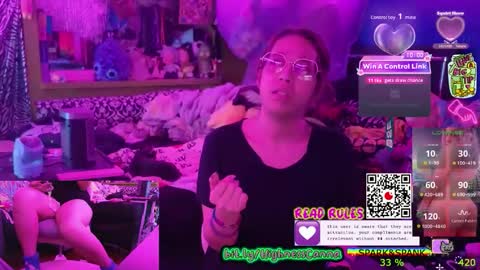 Snapshot of highnesscanna chatting on 05.16.26 HiGHNESS CANNA online show from 05.16.26