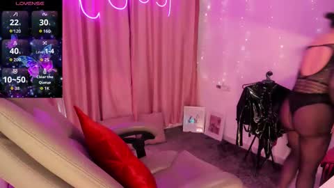 Hikariween online show from 12.18.25