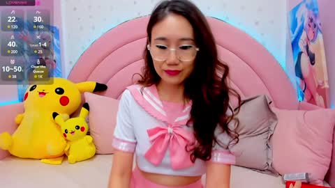 Snapshot of hikori_ chatting on 12.21.24 Hikori online show from 12.21.24