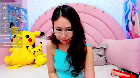 Snapshot of hikori_ chatting on 02.01.25 Hikori online show from 02.01.25