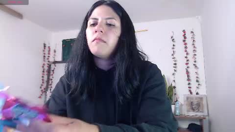hilaril18 online show from 07.07.26