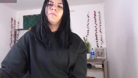 hilaril18 online show from 07.09.26