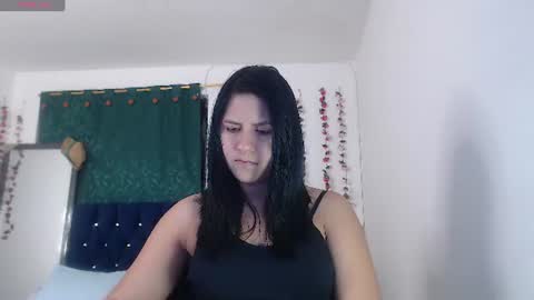 hilaril18 online show from 07.16.26