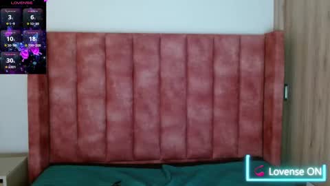 Snapshot of hilary__thompson chatting on 12.03.24 hilary thompson online show from 12.03.24