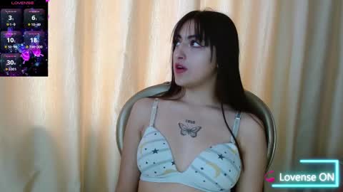 Snapshot of hilary__thompson chatting on 12.07.24 hilary thompson online show from 12.07.24