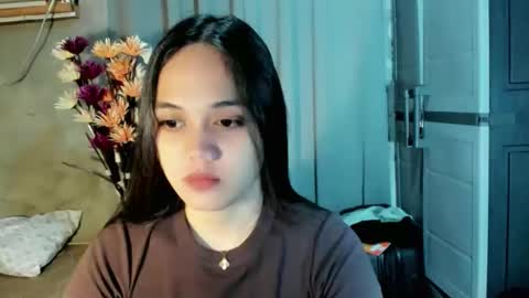 hilarymolly online show from 04.27.26