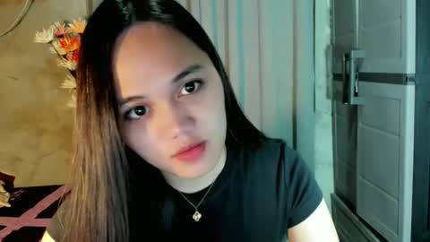 hilarymolly online show from 06.30.26
