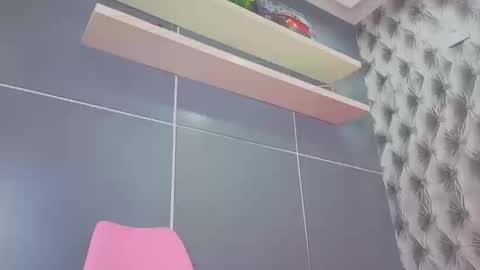  Hillary  online show from 02.18.26