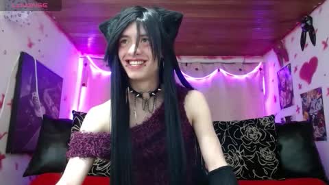 Snapshot of hinasha chatting on 05.10.26 Angel online show from 05.10.26