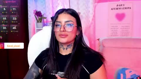  Karol  Independent Model online show from 02.15.25