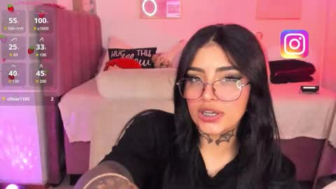  Karol  Independent Model online show from 11.11.25