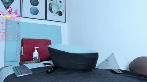 Hinazuru online show from 03.25.26