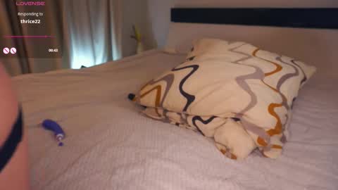 Leya Day Mary Night   PvT Open online show from 09.30.25