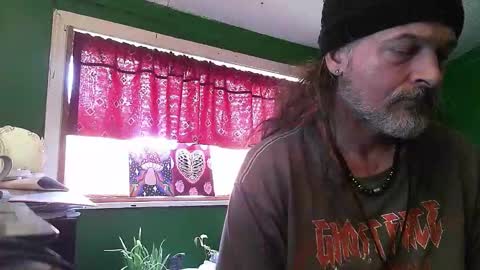 hippiedad333 online show from 04.24.26