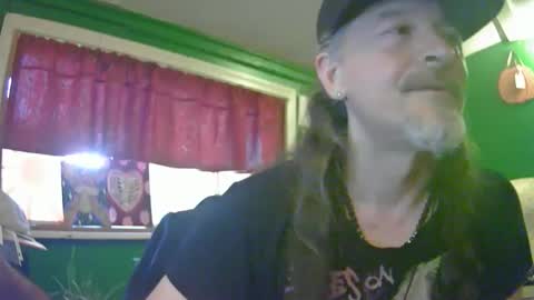 hippiedad333 online show from 06.05.26