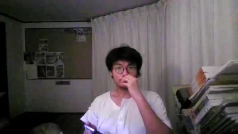 Snapshot of hirvirdish chatting on 05.10.26 Taick online show from 05.10.26