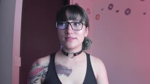 Hitomi Arata online show from 02.22.25