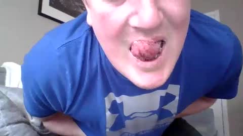 Snapshot of hockey258387 chatting on 02.26.25 THE MAN online show from 02.26.25