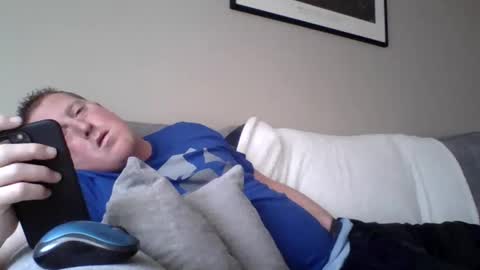 Snapshot of hockey258387 chatting on 02.26.25 THE MAN online show from 02.26.25