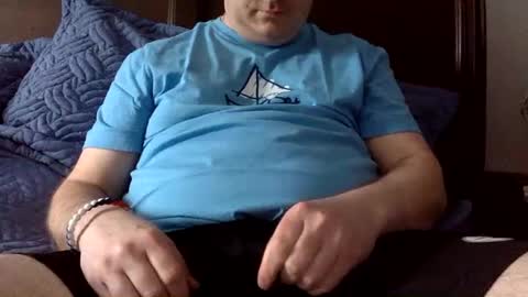 Snapshot of hockeyguy10rangers chatting on 02.11.25 hockeyguy10rangers online show from 02.11.25