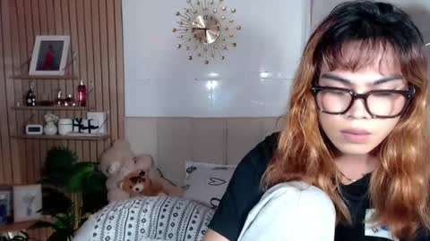 Snapshot of hoelyaurora chatting on 07.26.26 Aurora3 online show from 07.26.26