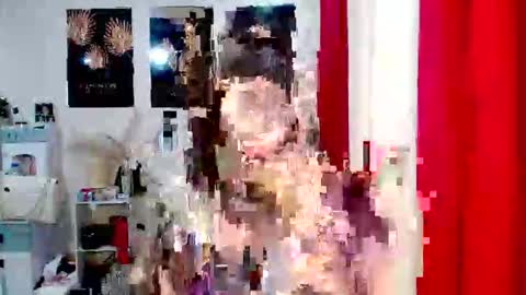 Snapshot of hoelymarie chatting on 05.31.26 hoelymarie online show from 05.31.26