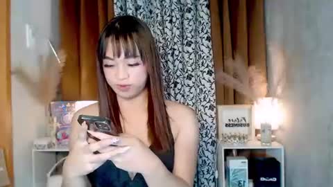 hoelymarie online show from 06.25.26