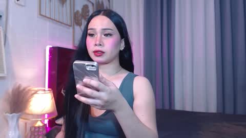 hoelymolly online show from 02.05.26