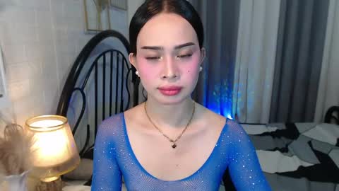 hoelymolly online show from 05.15.26