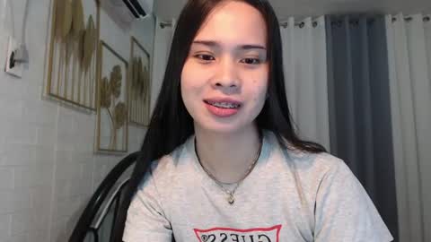 hoelymolly online show from 06.10.26