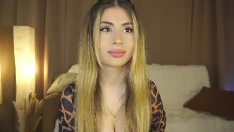 Moni Monica online show from 07.05.26