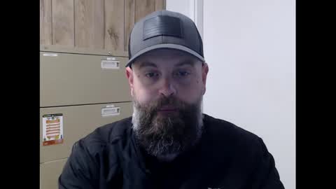 Snapshot of holdthedoh chatting on 12.11.24 Hold The Door online show from 12.11.24