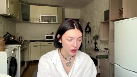 Snapshot of hollisguerrette chatting on 02.25.26 Sofia online show from 02.25.26