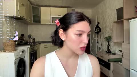 Snapshot of hollisguerrette chatting on 03.02.26 Sofia online show from 03.02.26