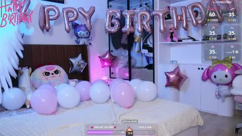 Holli online show from 04.10.26