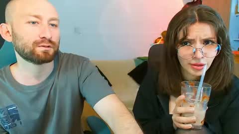 Holly and Honey online show from 06.11.26