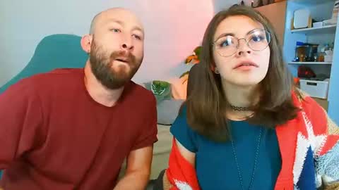 Holly and Honey online show from 06.18.26