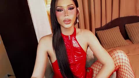 holly_goddessxx online show from 02.17.26