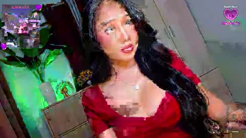 Snapshot of holly_preciousxx chatting on 06.06.26 Hi Im Precious online show from 06.06.26