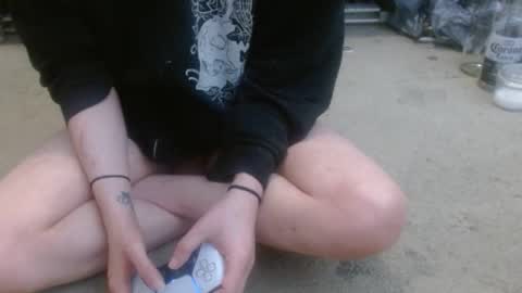 Holly Hawkes online show from 03.19.26