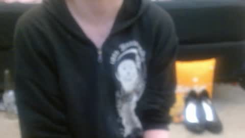 Holly Hawkes online show from 06.05.26