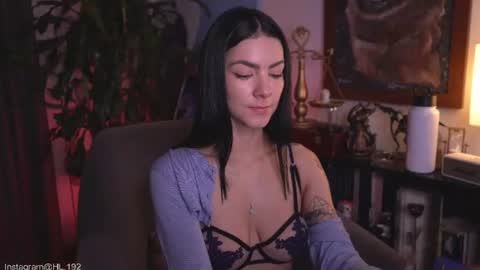 Holly Linder online show from 06.14.26