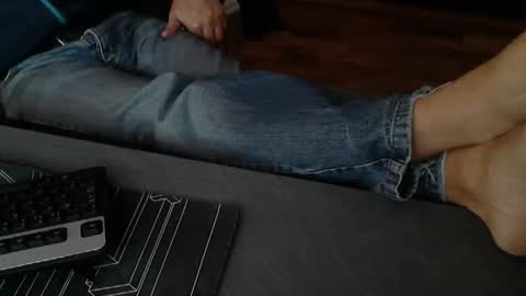 hollymollysucker online show from 12.16.25