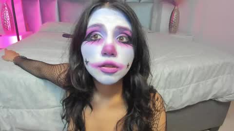 hollypeach_ online show from 04.10.26