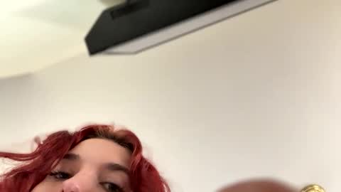 Snapshot of hollyquinniscute chatting on 12.21.25 Brat online show from 12.21.25