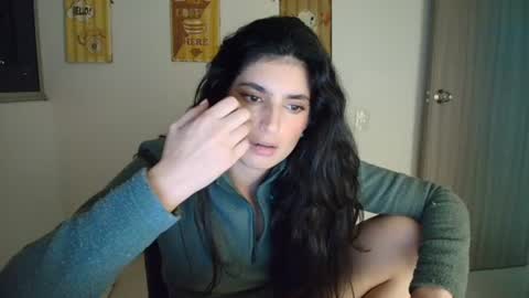 hollyshit_ online show from 06.12.26